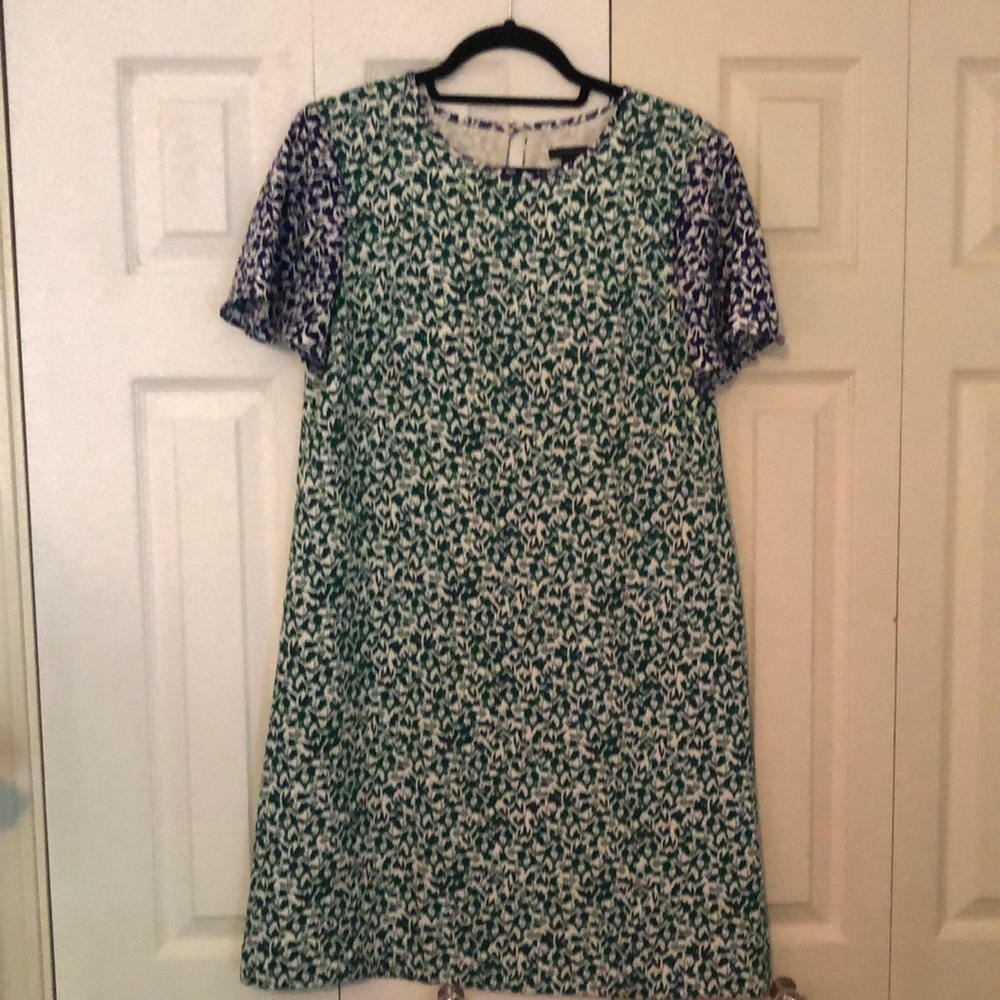 Ann Taylor boxy floral dress